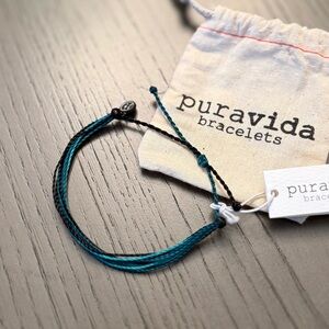 NWT [Size OS] - Pura Vida Multicolor Original Bracelet